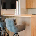 Cometei 2 Apartment *