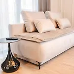 Cometei 2 Apartment