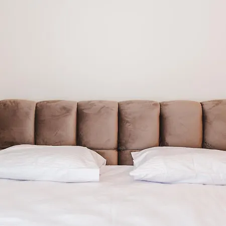 アパート Cometei 2