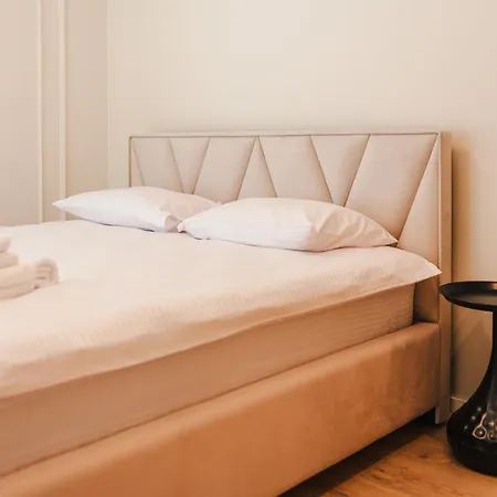 Cometei 2 アパート *