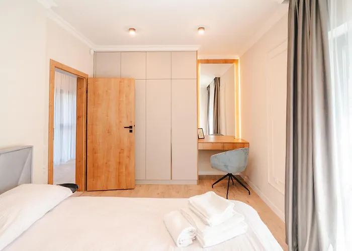 Cometei 2 Apartament