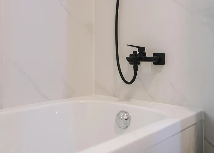 Apartament Cometei 2 *