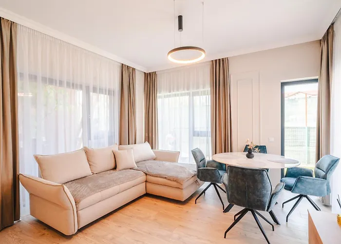 Cometei 2 Apartament