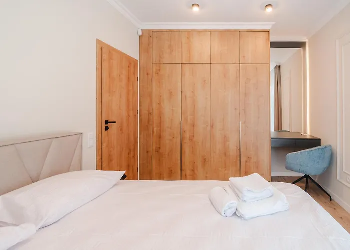 Apartament Cometei 2