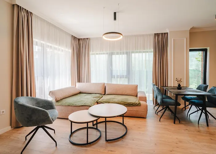 Cometei 2 Apartament *