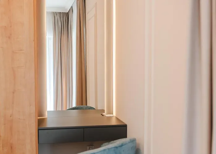 Cometei 2 Apartament *